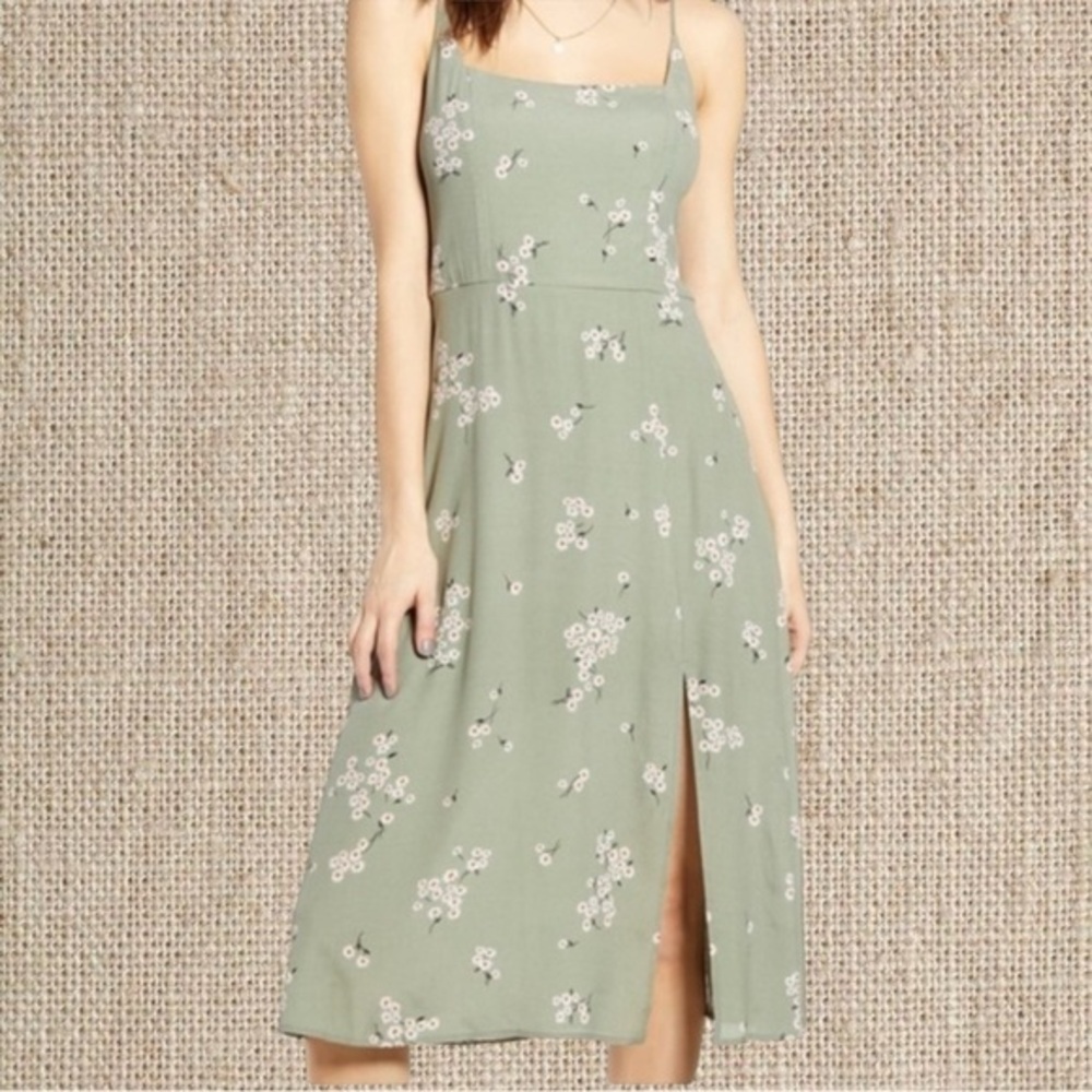 Chic Sage Floral Midi Dress